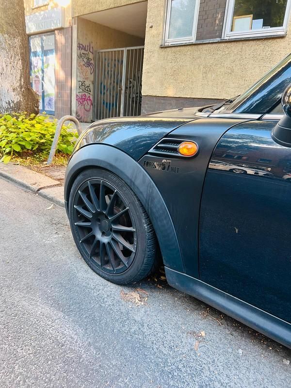 Schwarz Gebraucht 2007 Mini Cooper Kleinwagen | 5.777 € - Bild 1/4