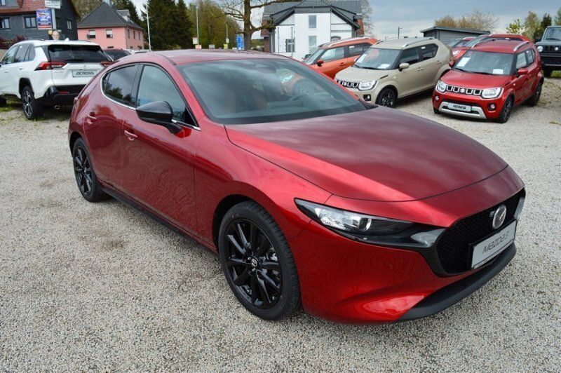 Gebraucht Mazda 3 Nagisa 122 PS (89 kW) 2024 Rot