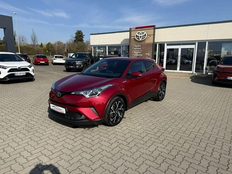 Gebraucht Toyota C-HR Team 122 PS (89 kW) 2018 Rot SUV