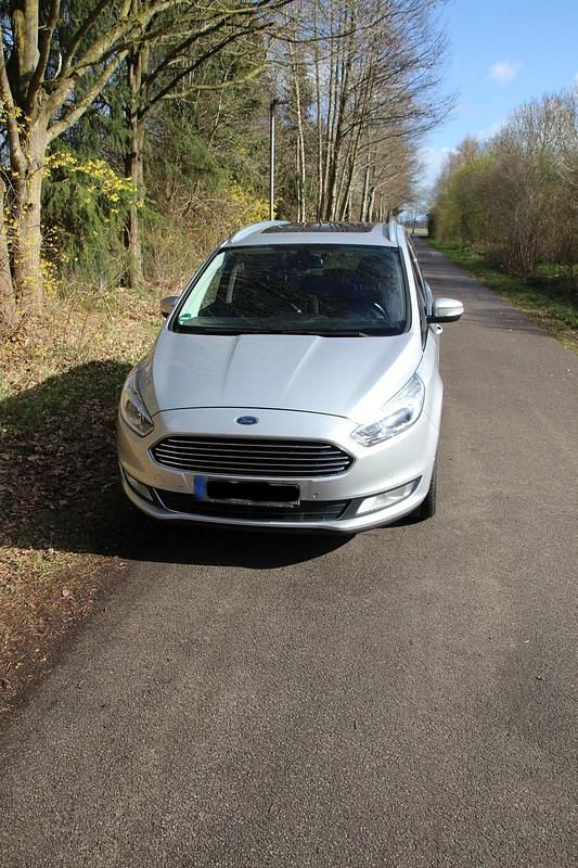Gebraucht Ford Galaxy Titanium 179 PS (131 kW) 2016 Silber Van / Kleinbus