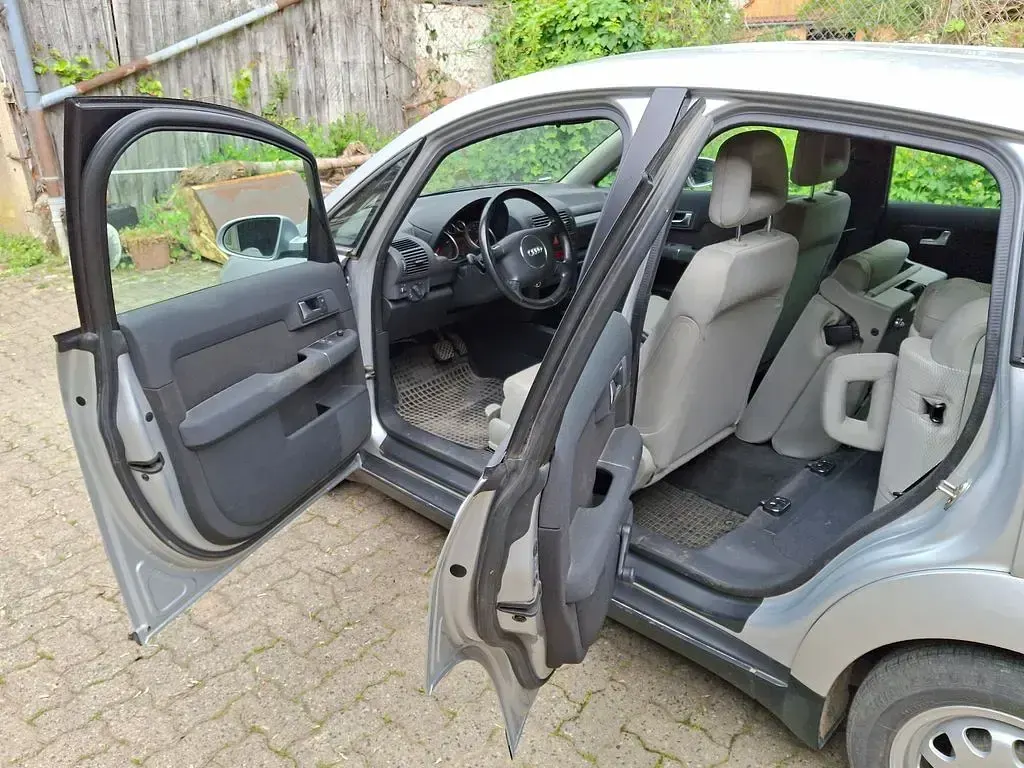 Gebraucht Audi A2 61 PS (44 kW) 2004 Silber Kleinwagen