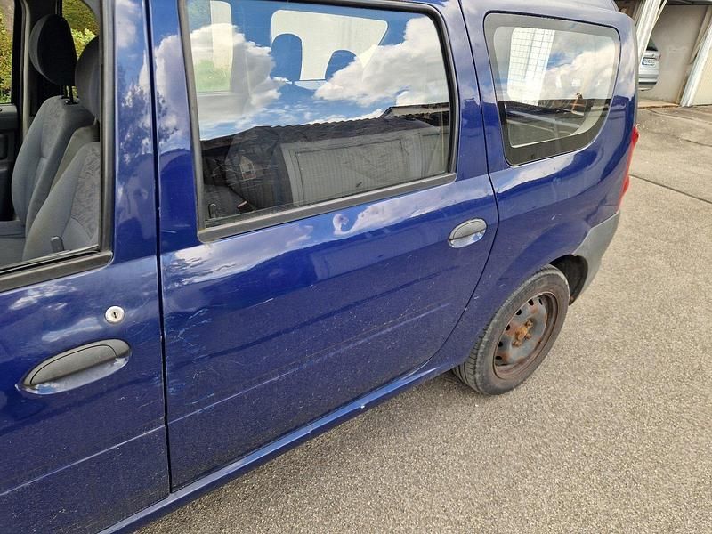 Gebraucht Dacia Logan MCV 75 PS (55 kW) 2009 Blau Kombi