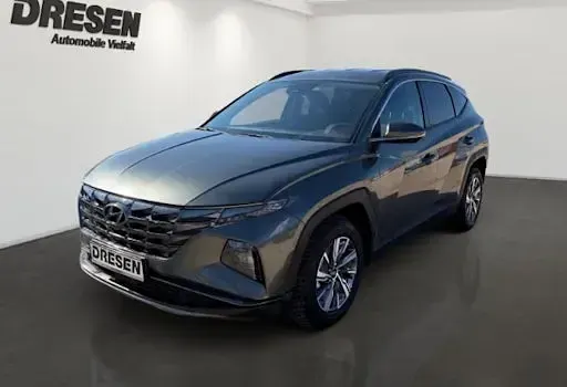 Gebraucht Hyundai Tucson Trend 230 PS (169 kW) 2024 Grau SUV