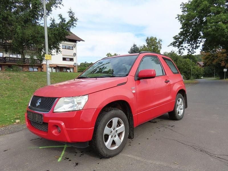 Rot Gebraucht 2006 Suzuki Grand Vitara Club SUV | 3.200 € (Superpreis) - Bild 1/4