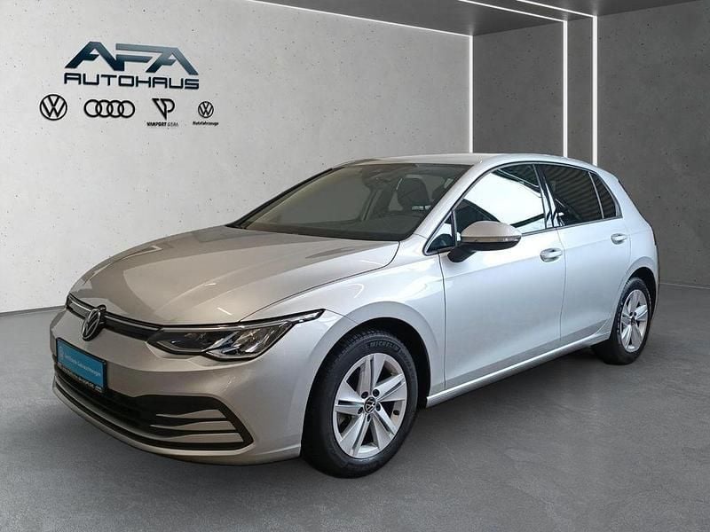 Gebraucht VW Golf VIII Life 150 PS (110 kW) 2023 Silber Limousine