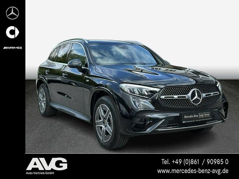 Gebraucht Mercedes GLC300e AMG 313 PS (230 kW) 2025 Unilack schwarz SUV