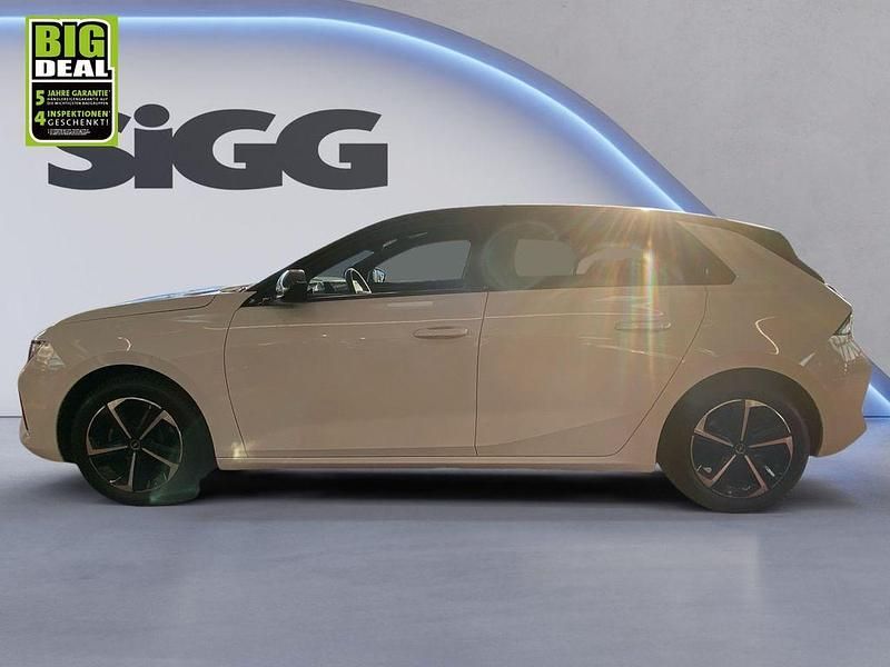 Gebraucht Opel Astra 131 PS (96 kW) 2024 Weiss Limousine