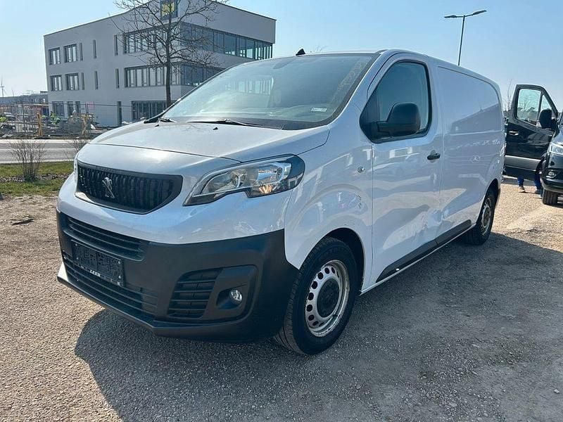 Gebraucht Peugeot Expert 102 PS (75 kW) 2022 Weiß Van