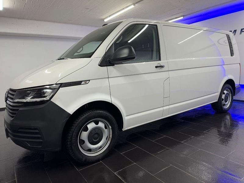 Używany VW Transporter 199 KM (146 kW) 2021 Biały Van