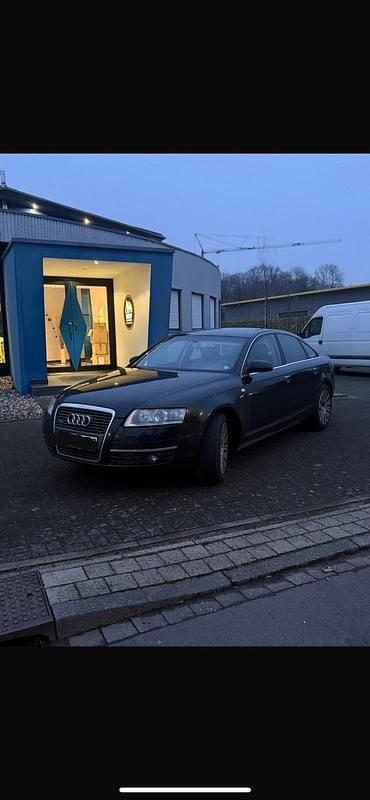 Usado Audi A6 230 HP (169 kW) 2006 Preto Sedan