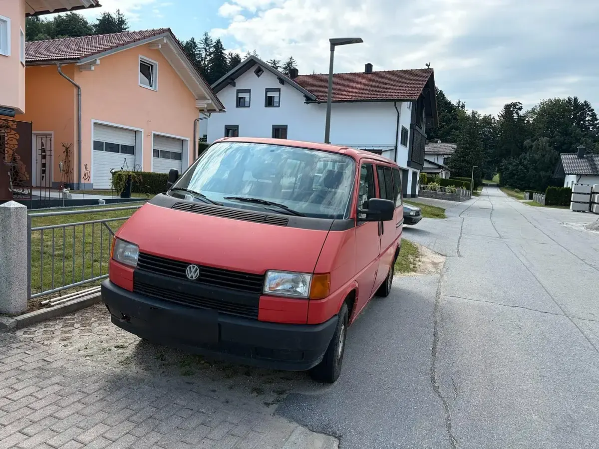 Gebraucht VW T4 110 PS (80 kW) 1993 Rot Van