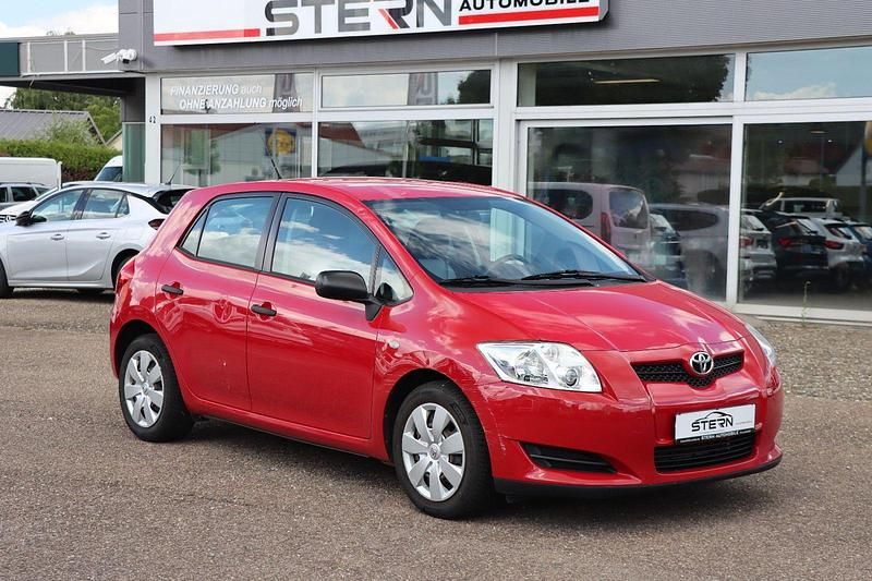 Super red 3 Gebraucht 2009 Toyota Auris Kleinwagen | 3.390 € (Guter Preis) - Bild 1/4