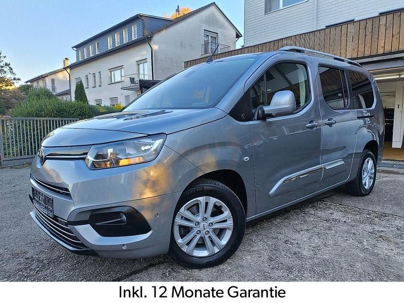 Silber Gebraucht 2021 Toyota Proace Verso City Kombi | 28.400 € (Fairer Preis) - Bild 1/4