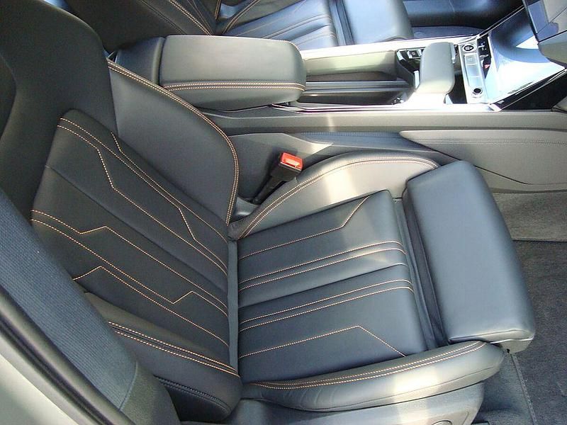 Gebraucht Audi e-tron Exclusive 300 kW (408 PS) 2022 Schwarz SUV