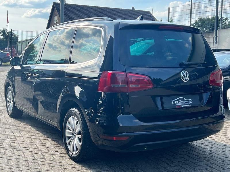Gebraucht VW Sharan Comfortline 140 PS (102 kW) 2011 Schwarz Van / Kleinbus