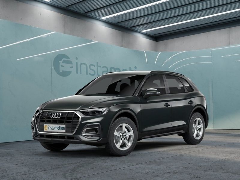 Grau Gebraucht 2022 Audi Q5 Sport SUV | 43.790 € (Fairer Preis) - Bild 1/3