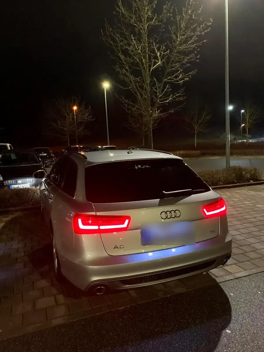 Gebraucht Audi A6 260 PS (191 kW) 2011 Grau Kombi