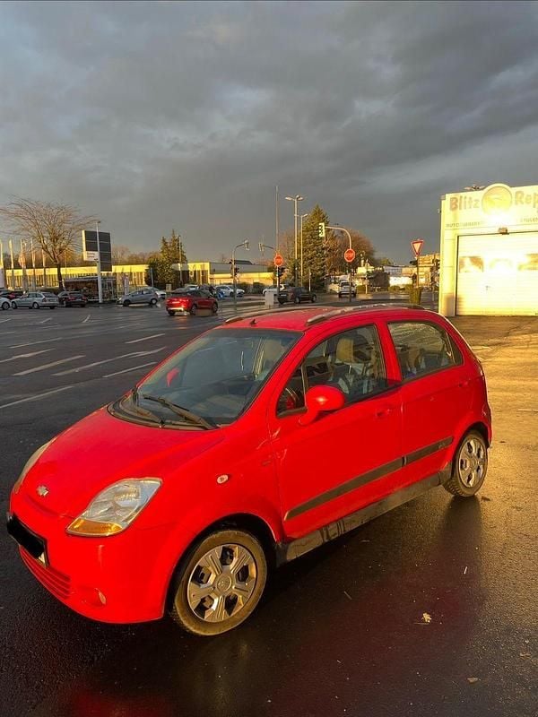 Gebraucht Chevrolet Matiz 67 PS (49 kW) 2009 Rot Kleinwagen