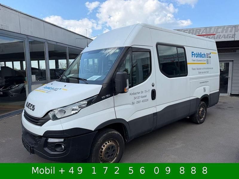 Gebraucht Iveco Daily 179 PS (131 kW) 2018 Weiß Van