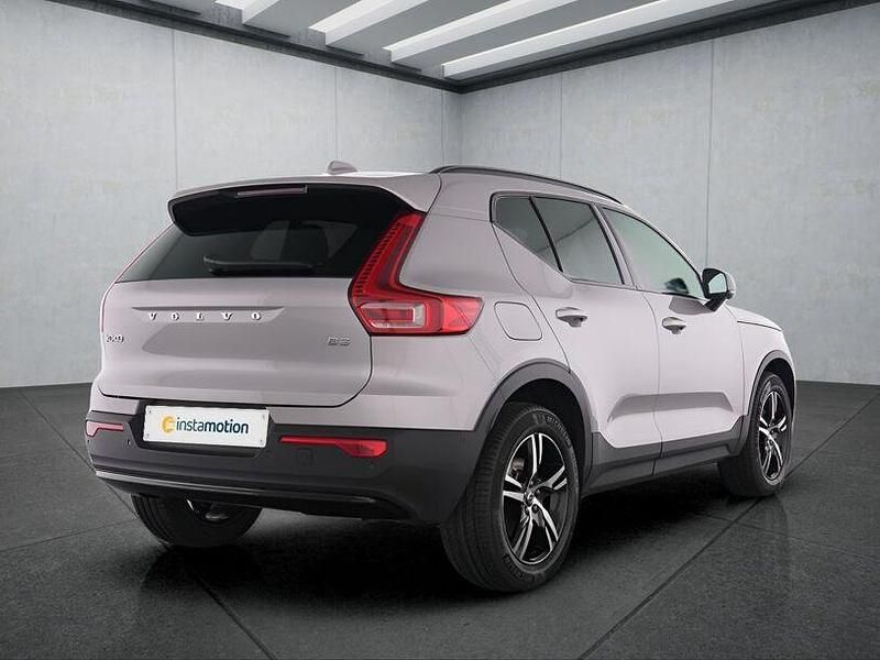 Gebraucht Volvo XC40 Plus 163 PS (119 kW) 2025 Silber SUV