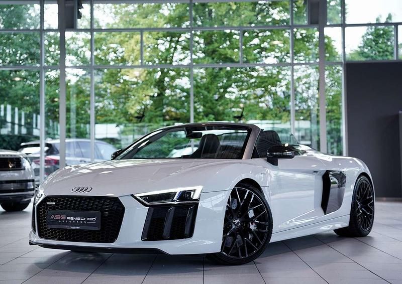 Grau Gebraucht 2017 Audi R8 Spyder Sport Cabrio | 134.800 € - Bild 1/3