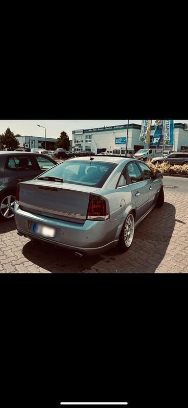 Blau Gebraucht 2003 Opel Vectra GTS Limousine | 2.500 € - Bild 1/4