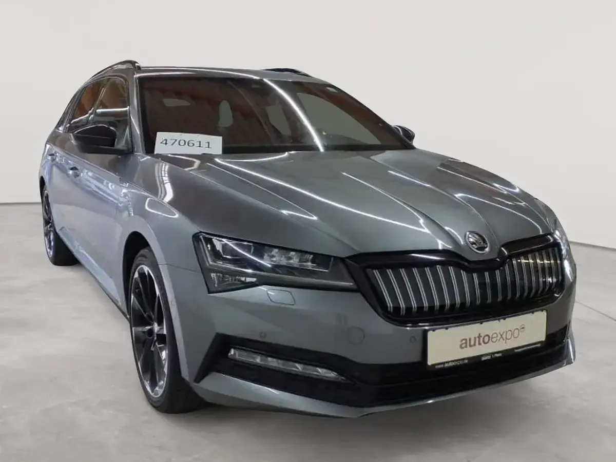 Gebraucht Skoda Superb SportLine 156 PS (114 kW) 2022 Kombi