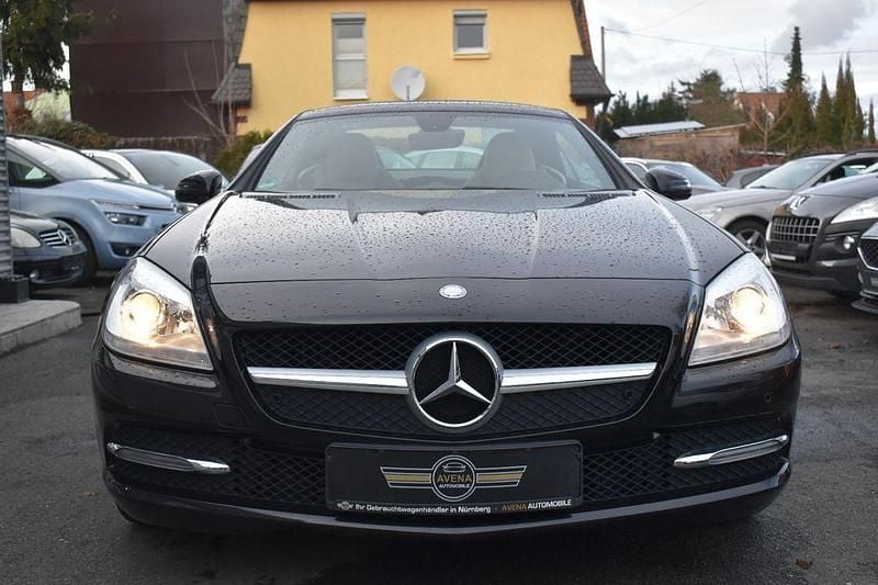 Gebraucht Mercedes SLK200 184 PS (135 kW) 2014 Schwarz Cabrio
