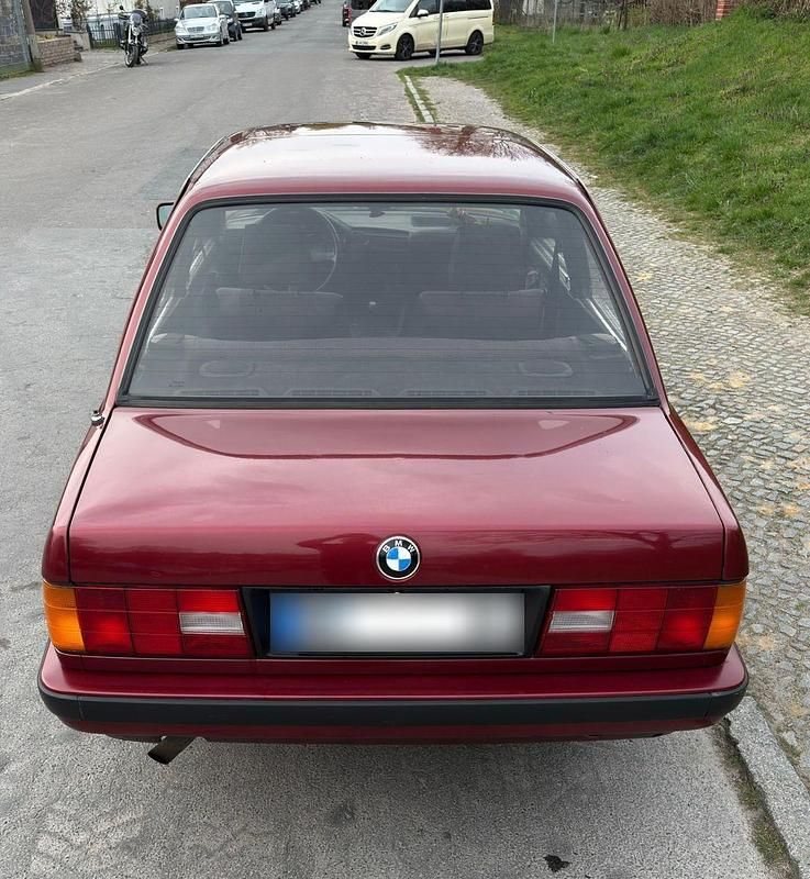 Gebraucht BMW 316 102 PS (75 kW) 1990 Rot Coupé