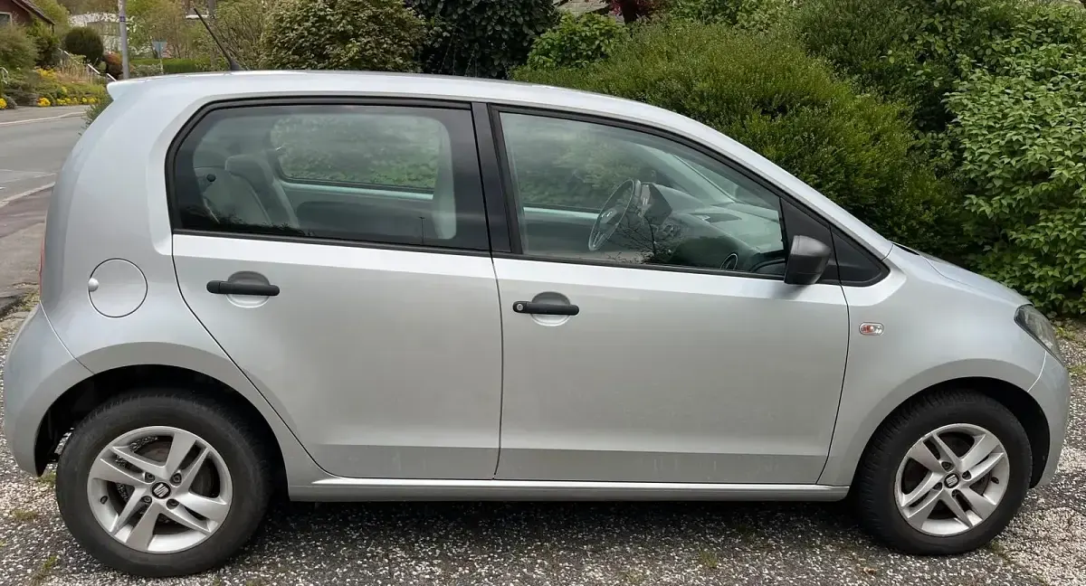 Usado Seat Mii 2014 Plateado Utilitario