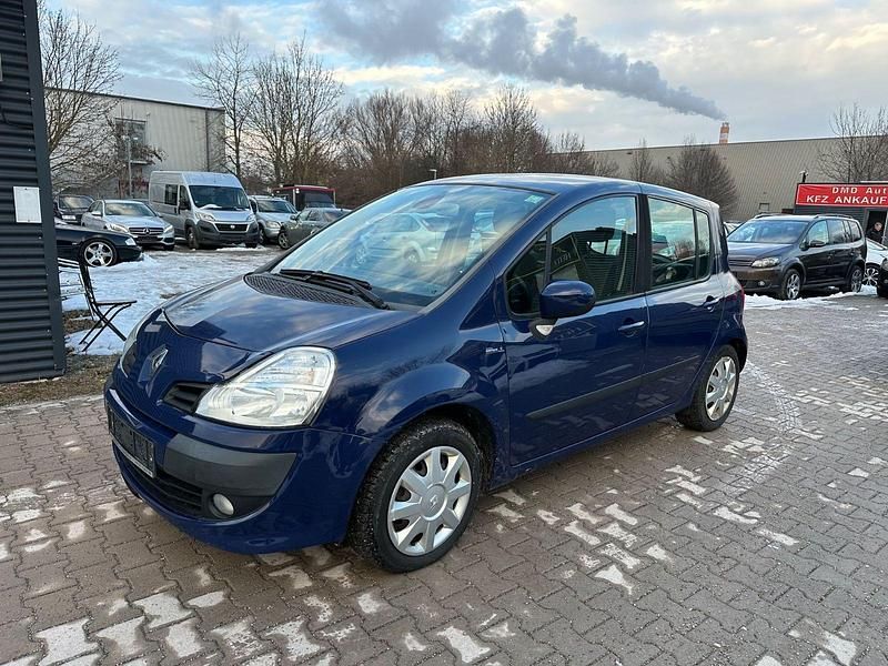 Second-hand Renault Modus Dynamique 111 CP (81 kW) 2009 Albastru Monovolum