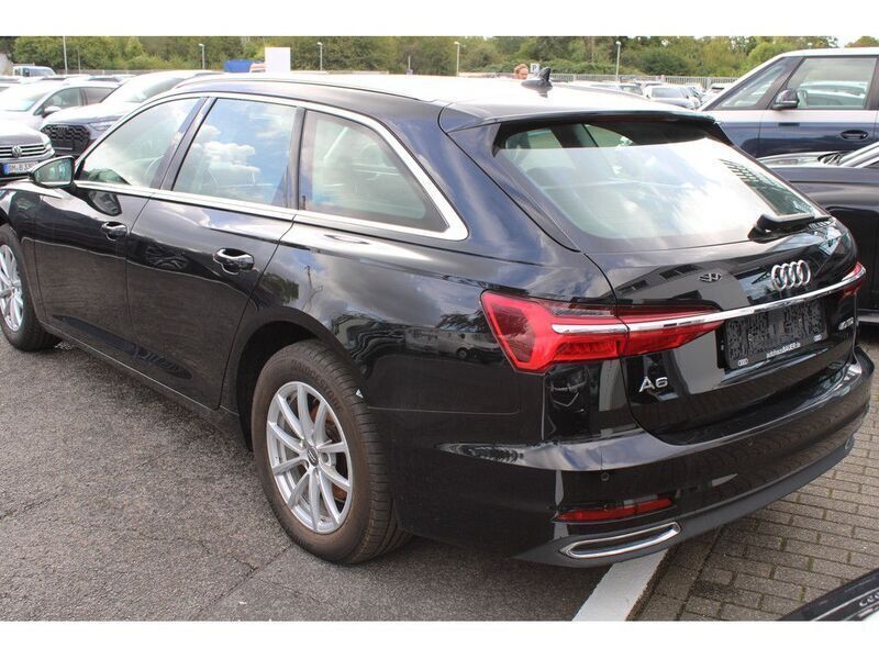 Gebraucht Audi A6 Basis 204 PS (150 kW) 2019 Schwarz Kombi