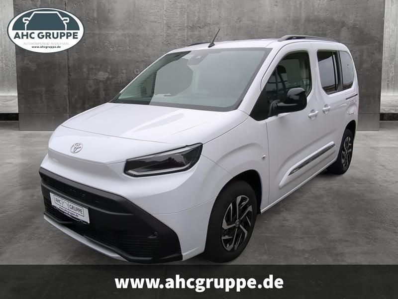 Weiss Neu 2024 Toyota Proace Verso City Kombi | 28.990 € (Superpreis) - Bild 1/4