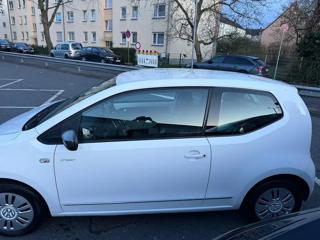 Gebraucht VW up! 60 PS (44 kW) 2013 Weiß Kleinwagen