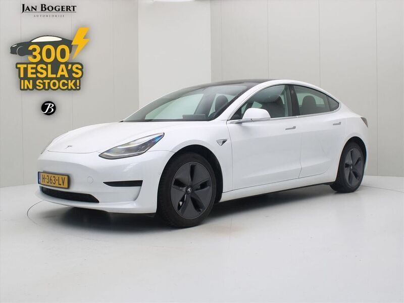 Weiß Gebraucht 2020 Tesla Model 3 Standard Range Limousine | 20.400 € (Fairer Preis) - Bild 1/4