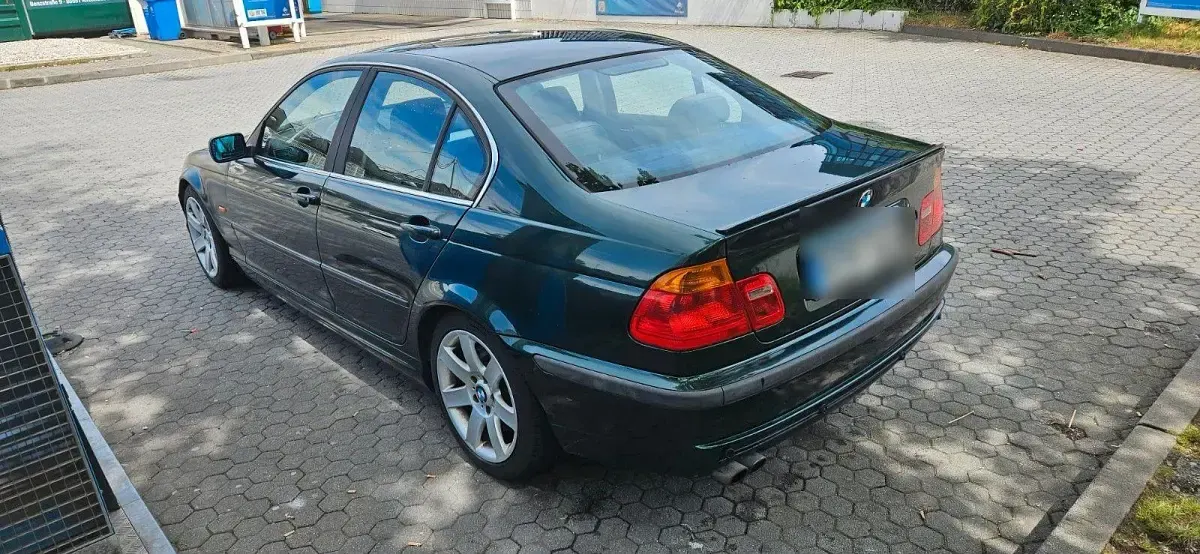 Gebraucht BMW 330 M Sport 231 PS (169 kW) 2001 Grün Limousine
