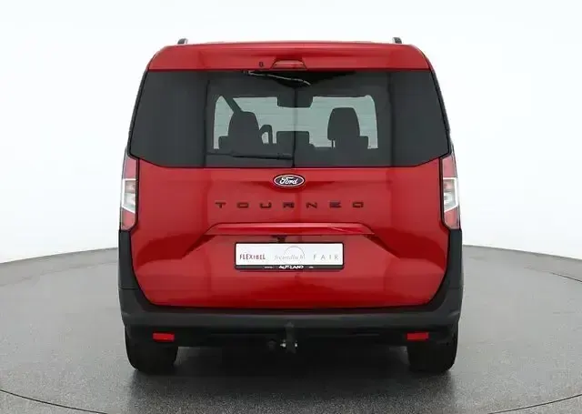 Gebraucht Ford Tourneo Courier Titanium 125 PS (91 kW) 2025 Rot Van / Kleinbus