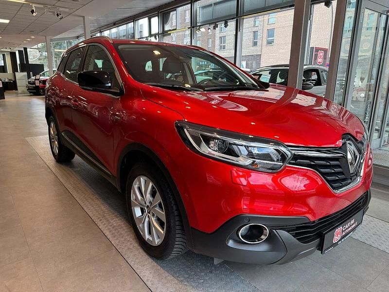 Gebraucht Renault Kadjar LIMITED 131 PS (96 kW) 2019 Rot SUV
