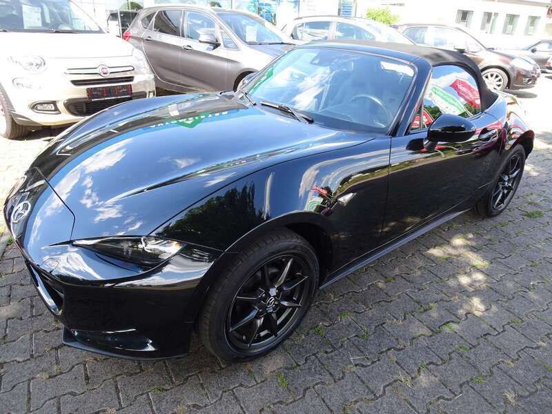Onyxschwarz metallic Gebraucht 2017 Mazda MX5 Exclusive-Line Cabrio | 18.940 € (Fairer Preis) - Bild 1/4