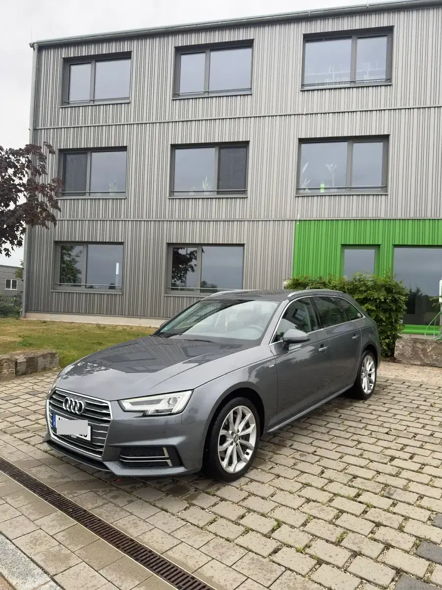 Gebraucht Audi A4 Ambiente 190 PS (139 kW) 2016 Silber Kombi