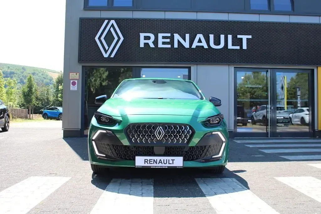 Neu Renault Clio V Techno 158 PS (116 kW) 2026 Grün Limousine