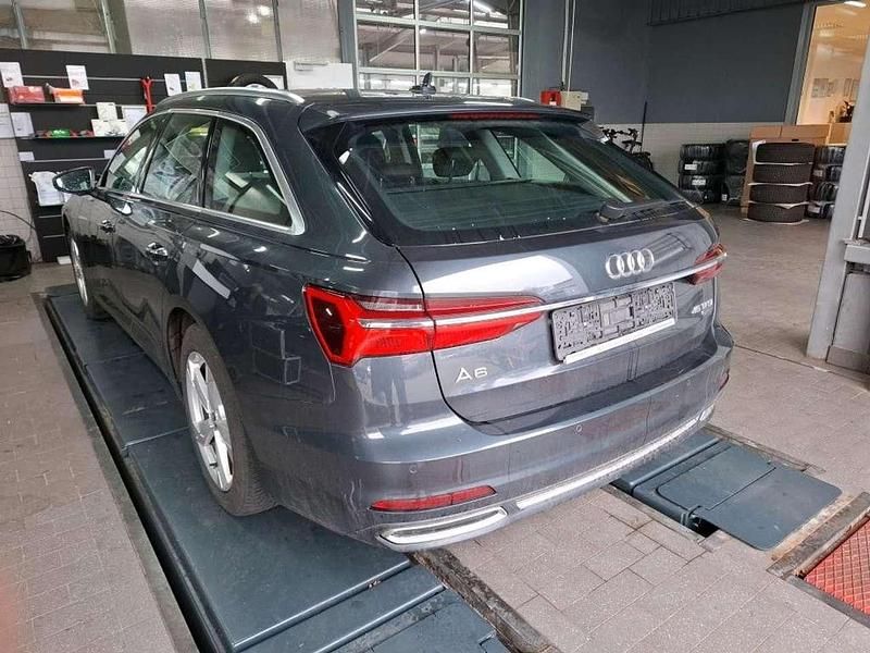 Gebraucht Audi A6 Design 265 PS (194 kW) 2023 Grau Kombi