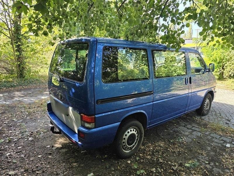 Second-hand VW T4 151 CP (111 kW) 1998 Albastru Van