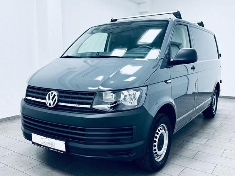 Gebraucht VW Transporter 102 PS (75 kW) 2017 Grau Van