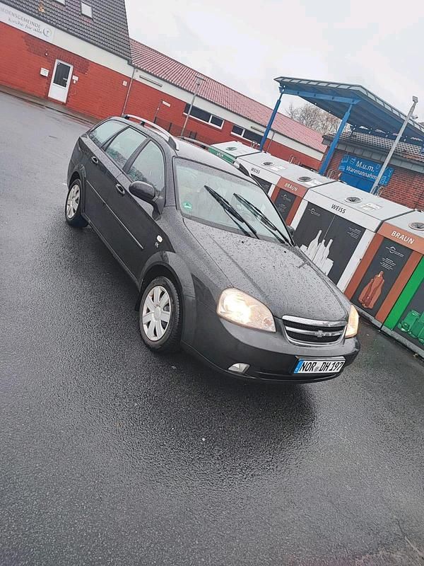 Gebraucht Chevrolet Nubira 100 PS (73 kW) 2005 Andere farben Kombi