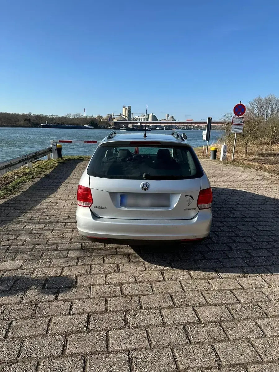 Gebraucht VW Golf V 105 PS (77 kW) 2009 Grau Kombi