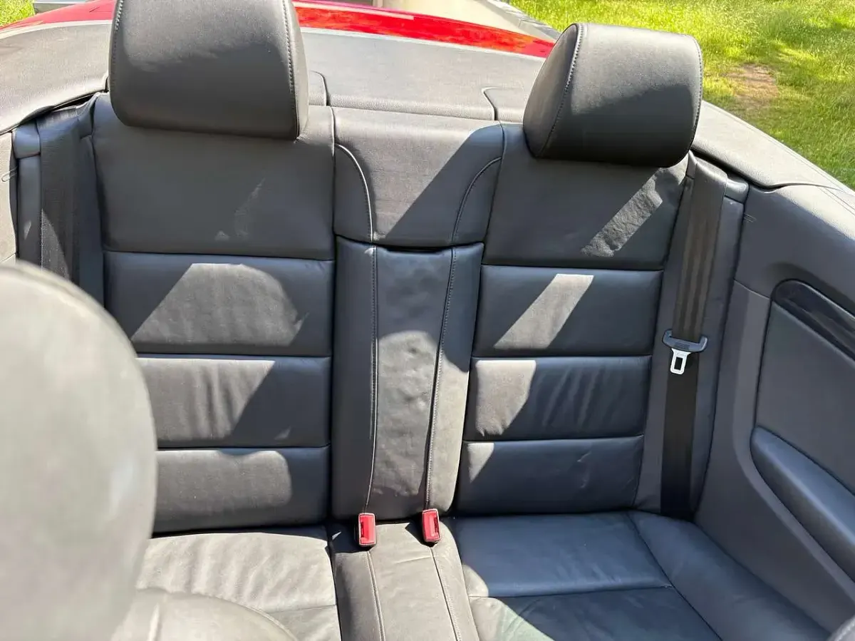 Gebraucht Audi Cabriolet 174 PS (127 kW) 2004 Rot Cabrio