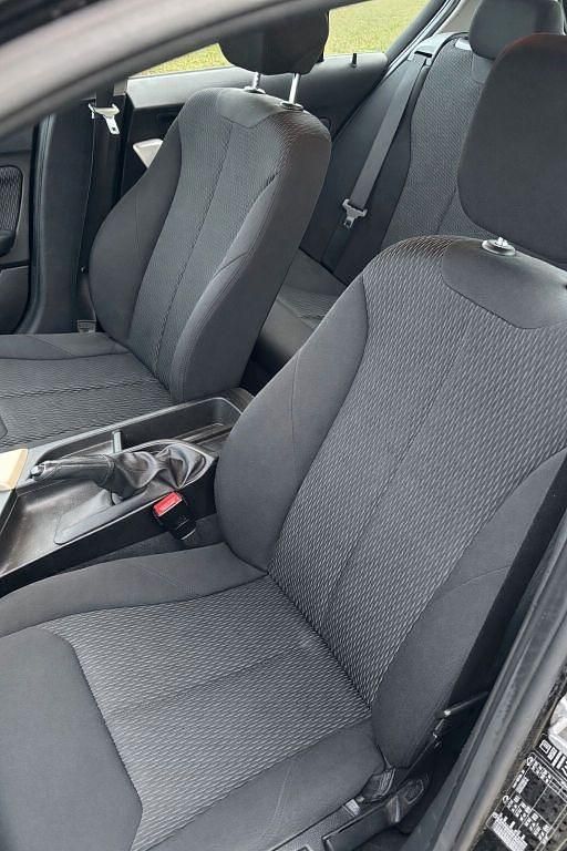 Gebraucht BMW 114 102 PS (75 kW) 2015 Schwarz Kleinwagen