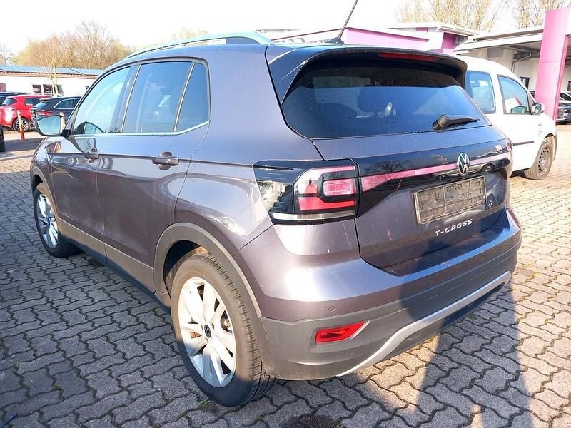 Gebraucht VW T-Cross Style 110 PS (80 kW) 2023 Rauchgrau metallic SUV