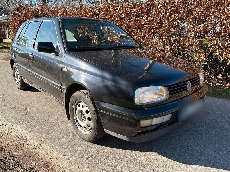Gebraucht VW Golf III 60 PS (44 kW) 1997 Schwarz Kleinwagen